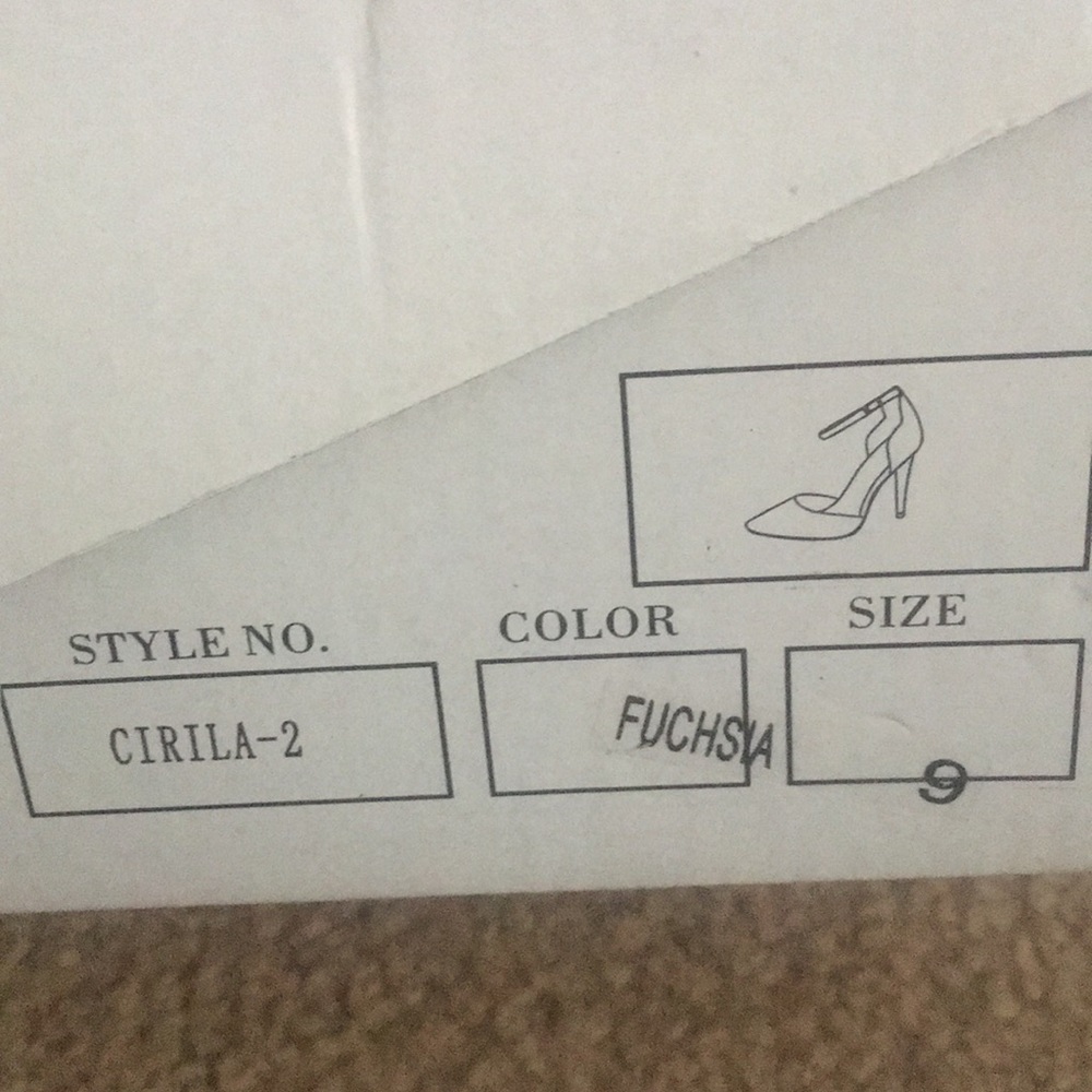 Heels - Picture 3 of 4